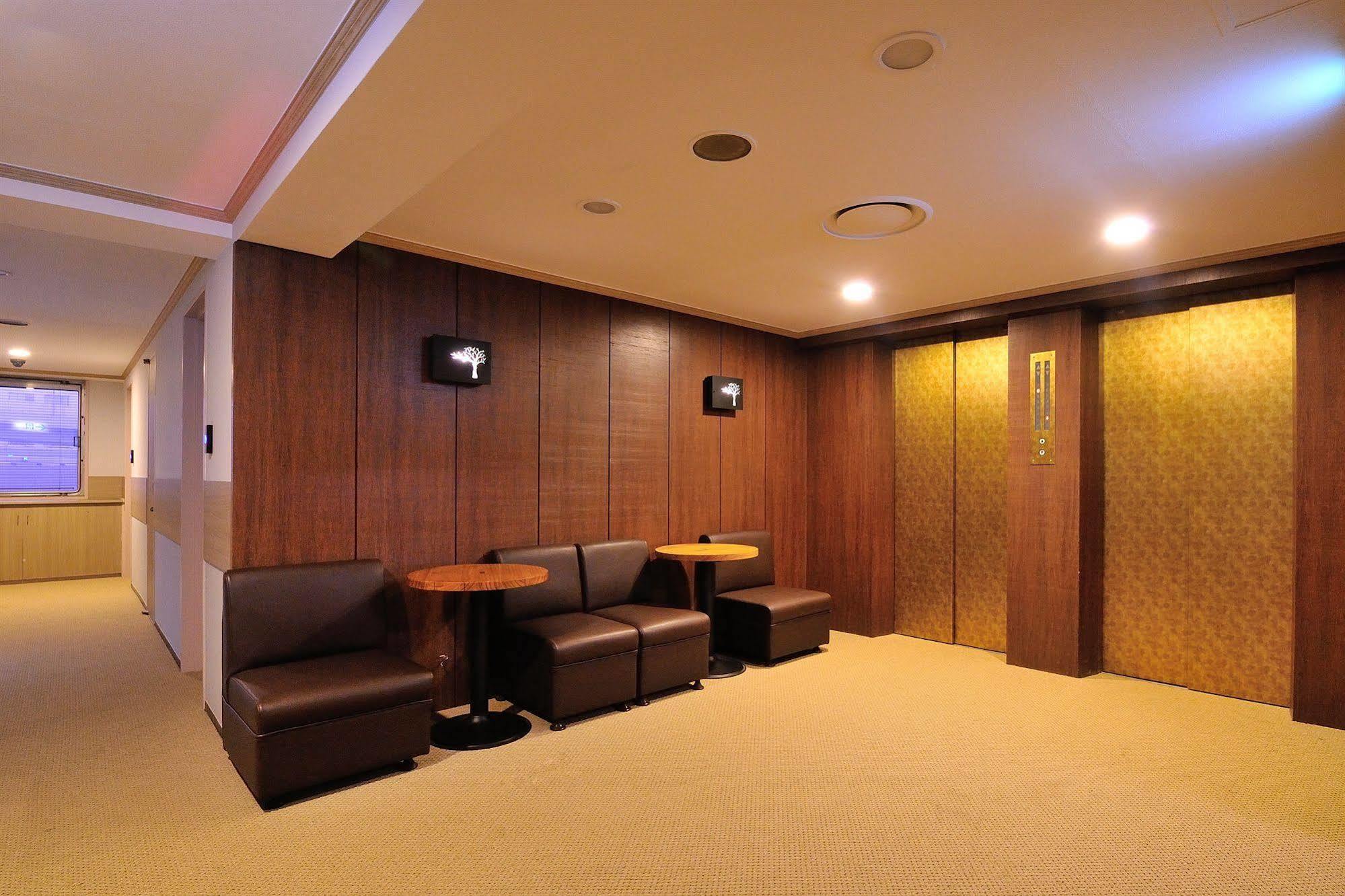 Hotel Osaka Keiko Buitenkant foto